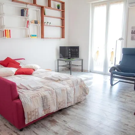 Casina, Close To Train Station * Como
